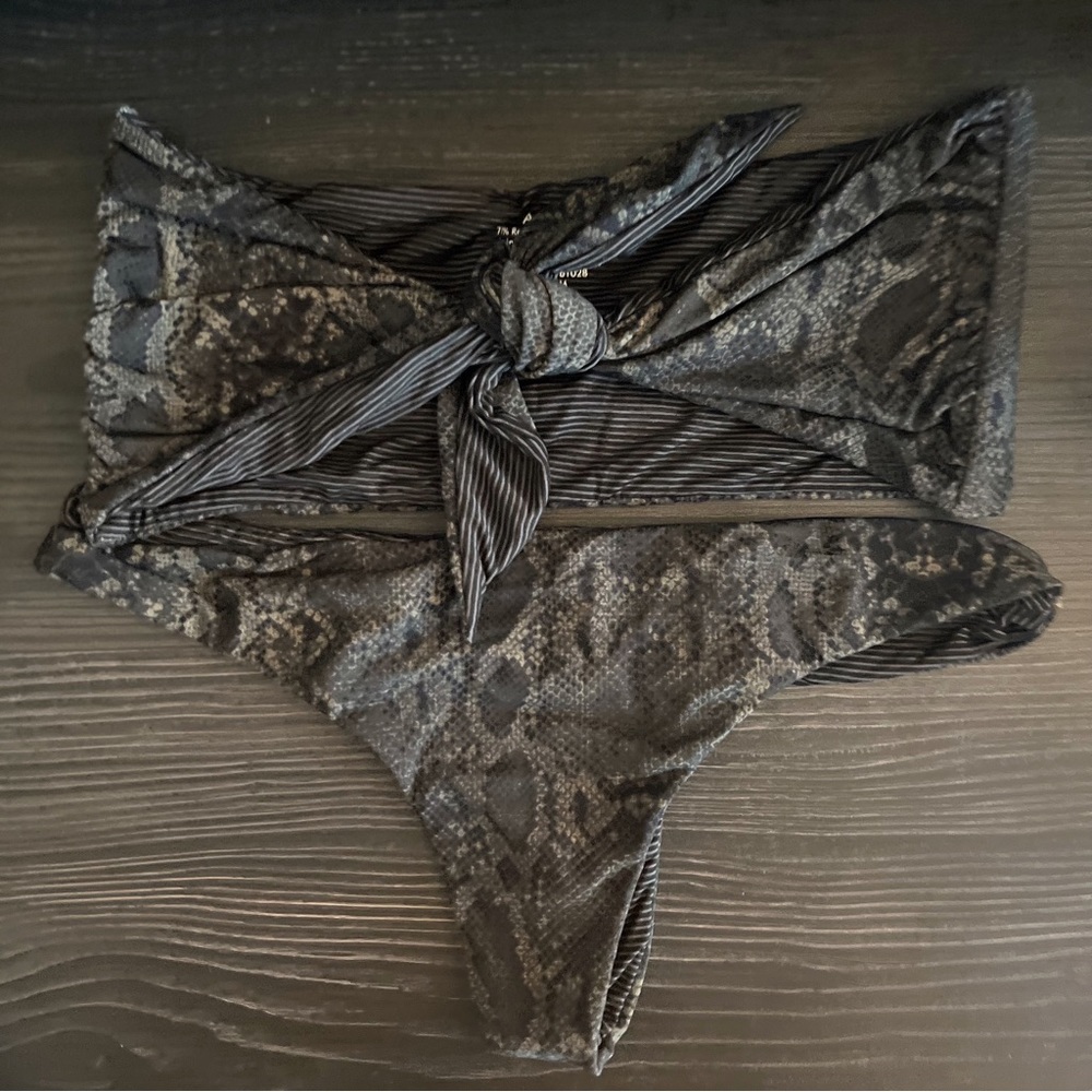 Acacia Sage Python Set